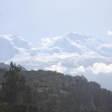 Huascaran Inn Mancos Exteriér fotografie